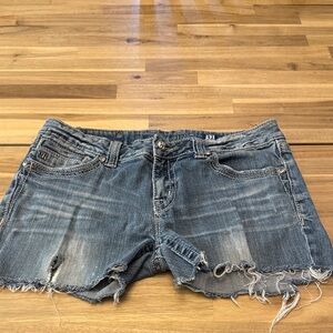 Miss Me Frayed Blue Jean Shorts - Size 31